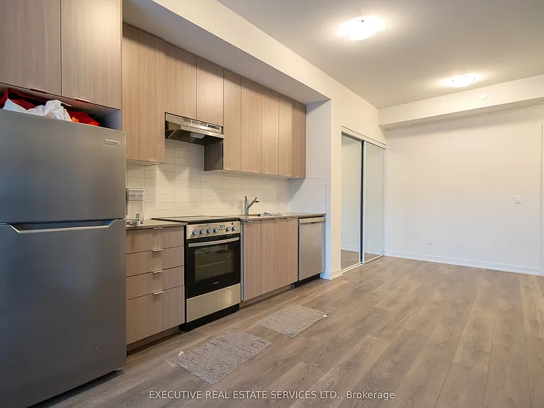 58 Sky Harbour Dr #402 — Photo 17