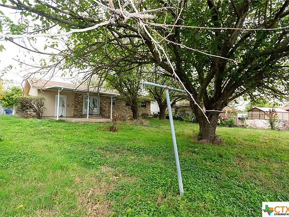 5th image of 712 S 1st St