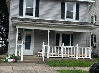 242 W High St, Hummelstown, PA 17036