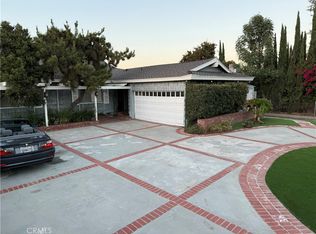 15905 Parthenia St, North Hills, CA 91343
