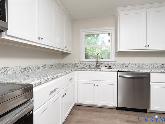 4th image of 3209 Garland Ave