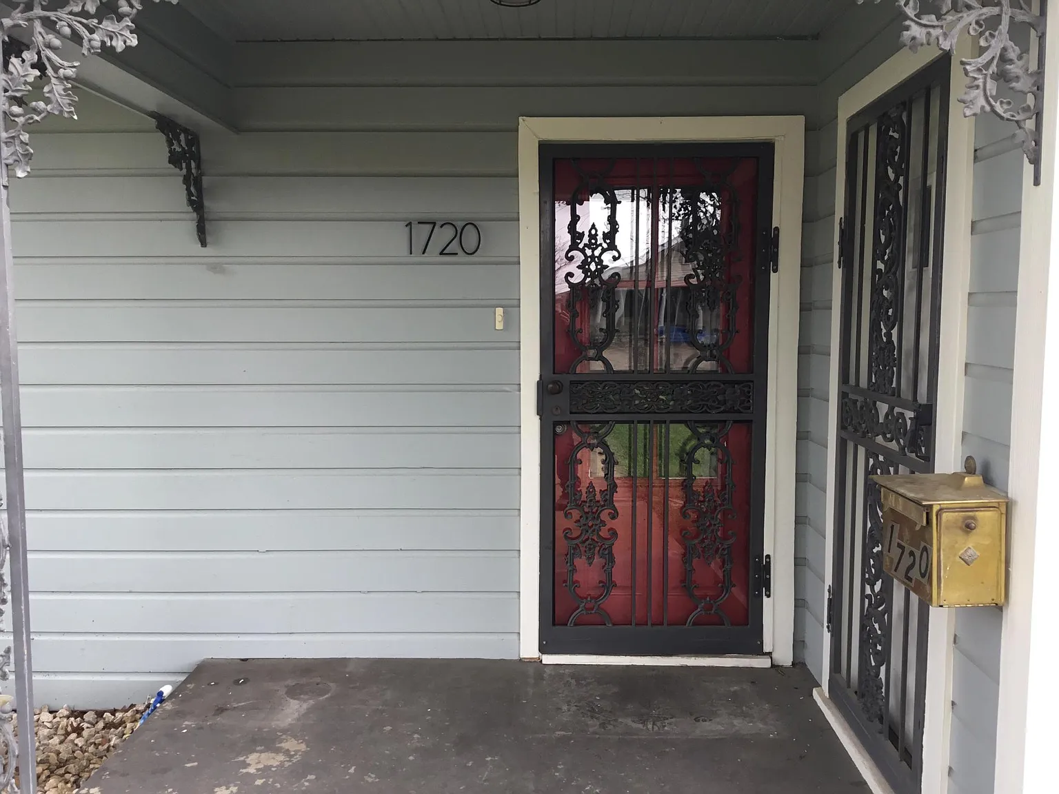 1720 Grand Ave — Photo 2