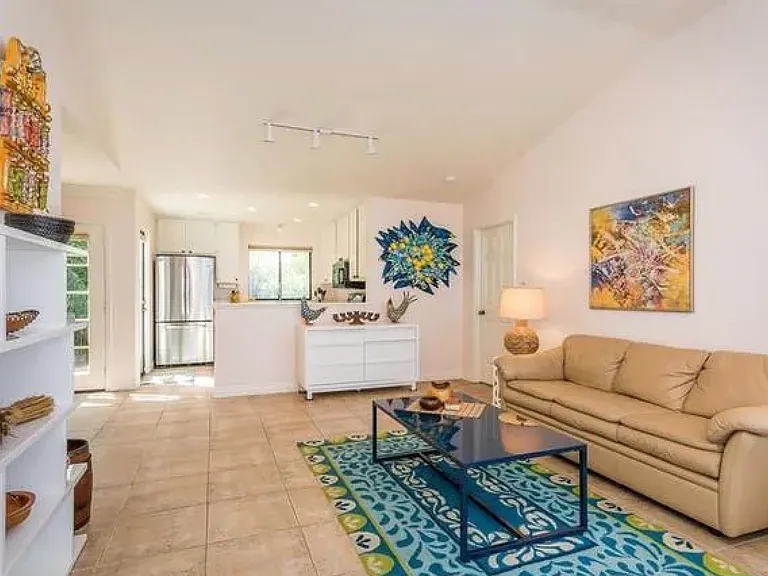 955 Felicia Way — Photo 16