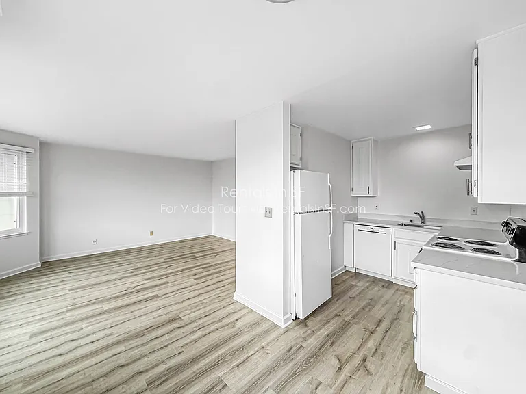 1380 48th Ave #6 — Photo 8