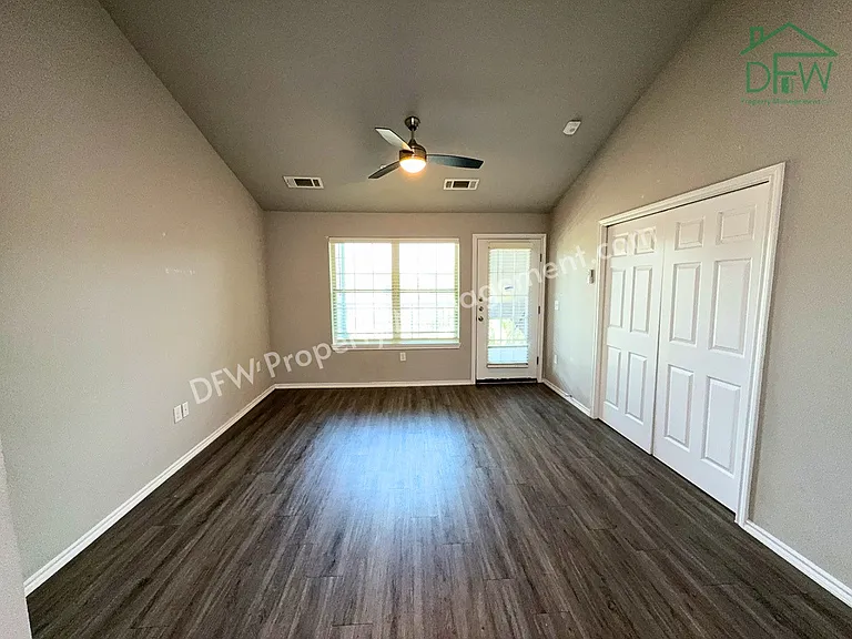 6108 Abrams Rd #222 — Photo 5