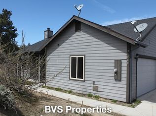 25760 Jacaranda Dr, Tehachapi, CA 93561