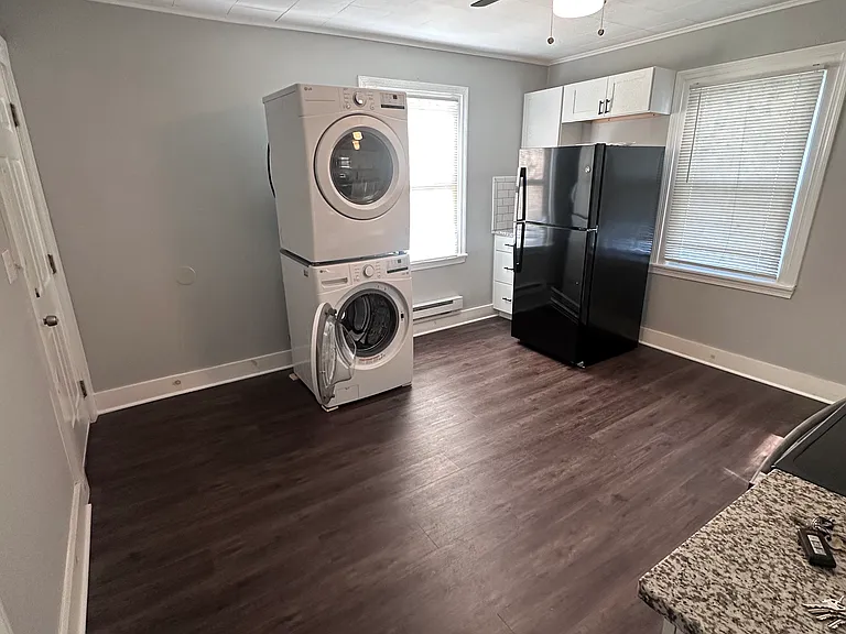 1163 W Main St #1 — Photo 5