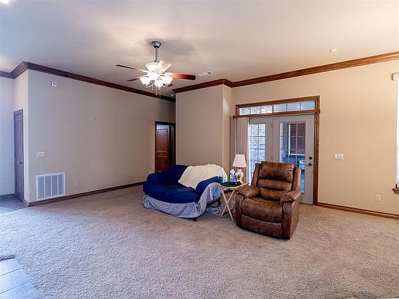 5th image of 1717 Bridlewood Ct