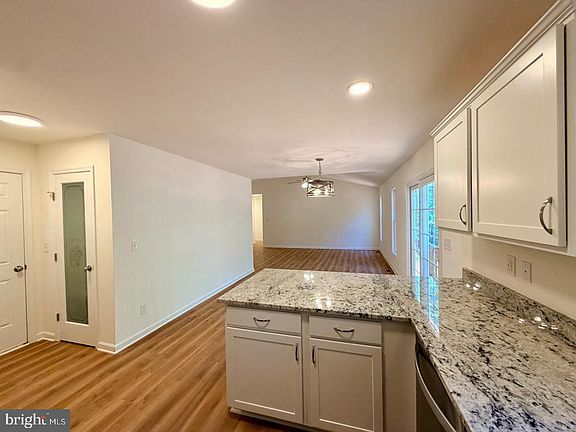 4th image of 12256 Autumn Ridge Ln