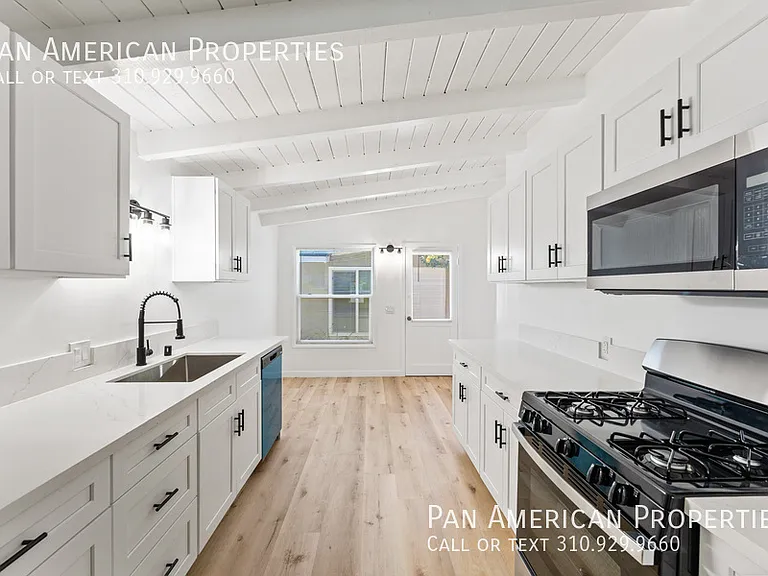 145 W Mayfair Ave — Photo 10
