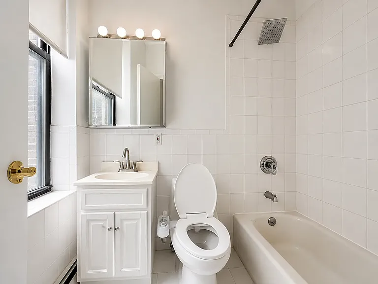 4 Bleecker St #3 — Photo 4
