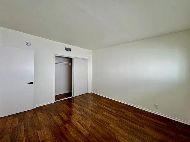 337 S Elm Dr #3 — Photo 21