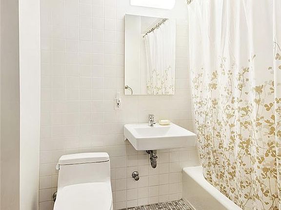 3rd image of 10 W 15th St APT 1719