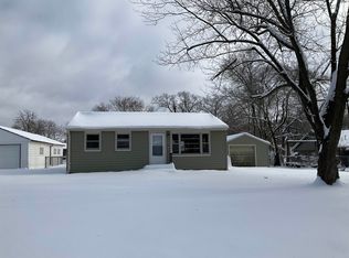 7004 Will James Rd, Rockford, IL 61109