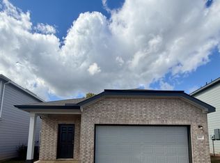 668 Craven St, Montgomery, TX 77316