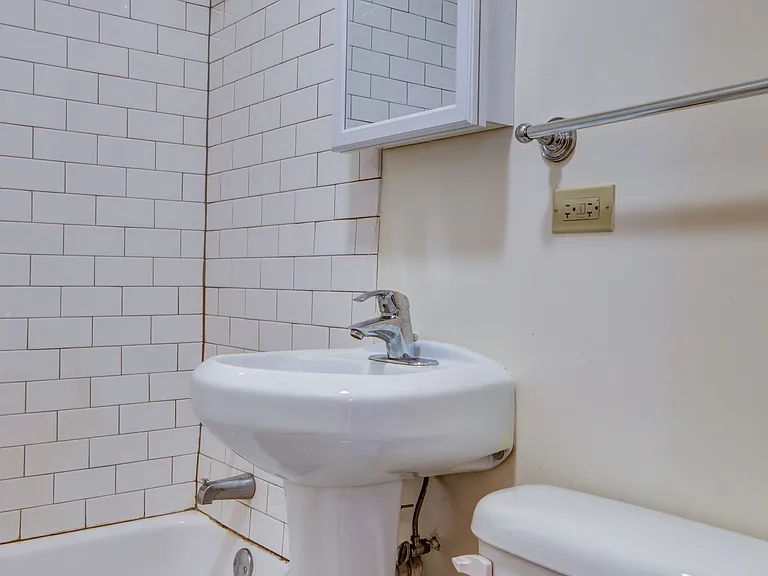 3722 N Fremont St #2 — Photo 15