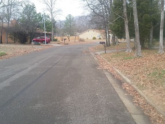 5th image of 1907 W Tuliptree Dr SE