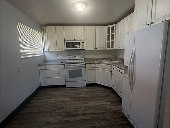 4th image of 128 College Park Dr