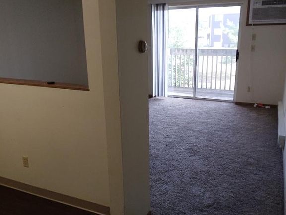 3rd image of 4370 Maricopa Dr #10834802