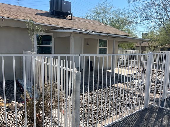 3rd image of 5013 N 22nd Ave Unit 2