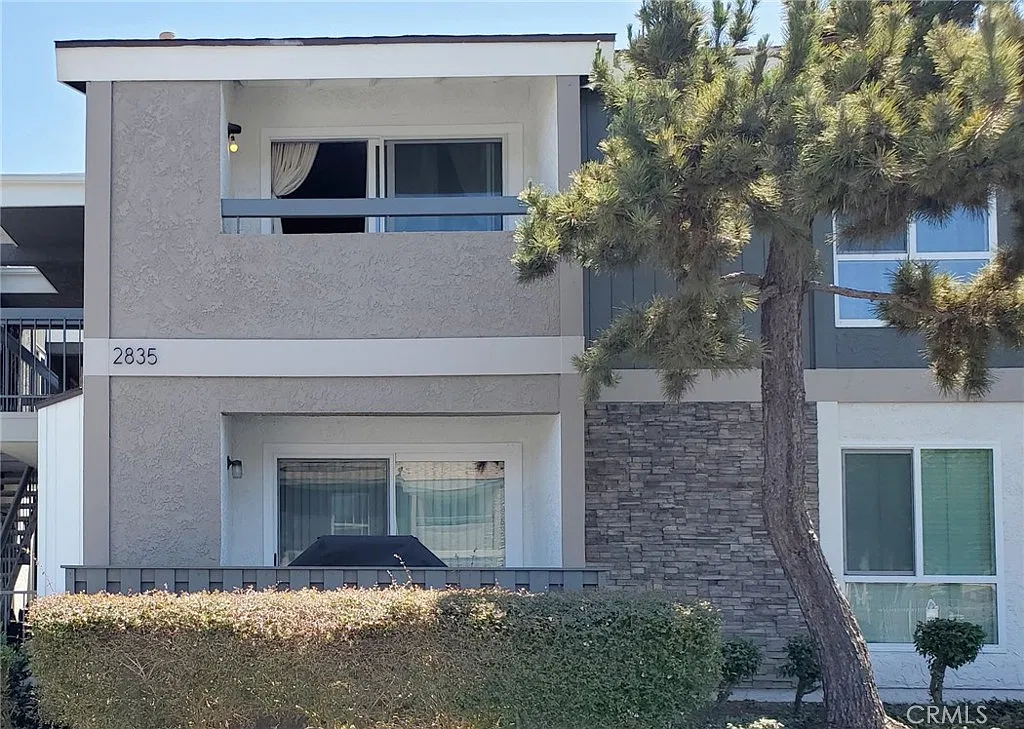 1 bed, 621 sqft, $2,300 — Photo 4