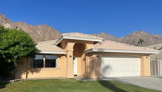 1st image of 51825 Avenida Juarez