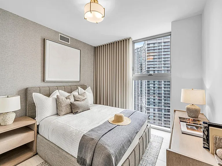 77 SE 5th St #2210 — Photo 20
