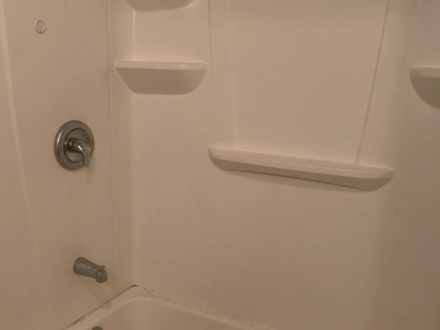 3 bed, 1244 sqft, $1,700 — Photo 2
