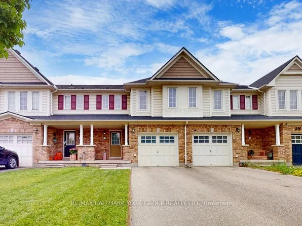 214 Blackburn Dr, Brantford, ON N3T 0C4