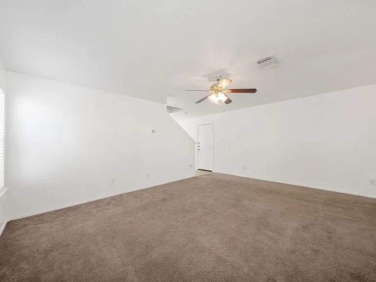 7 Kenrock Rdg — Photo 4