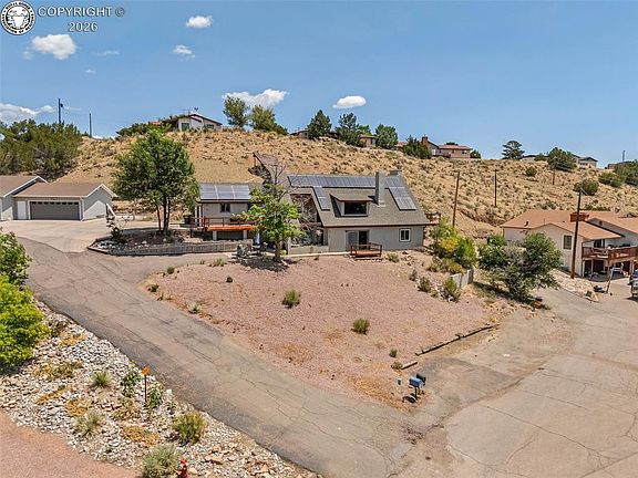 2nd image of 3167 Eastridge Ln