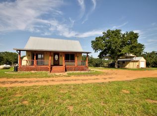 8653 N State Highway 16, Llano, TX 78643