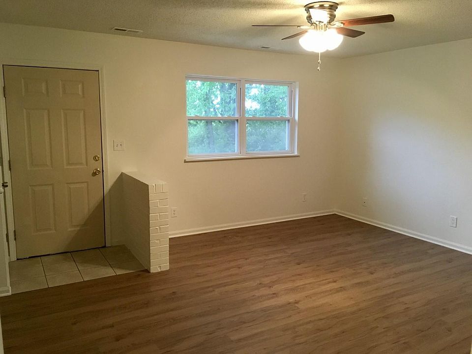 2nd image of 2813 Ousdahl Rd