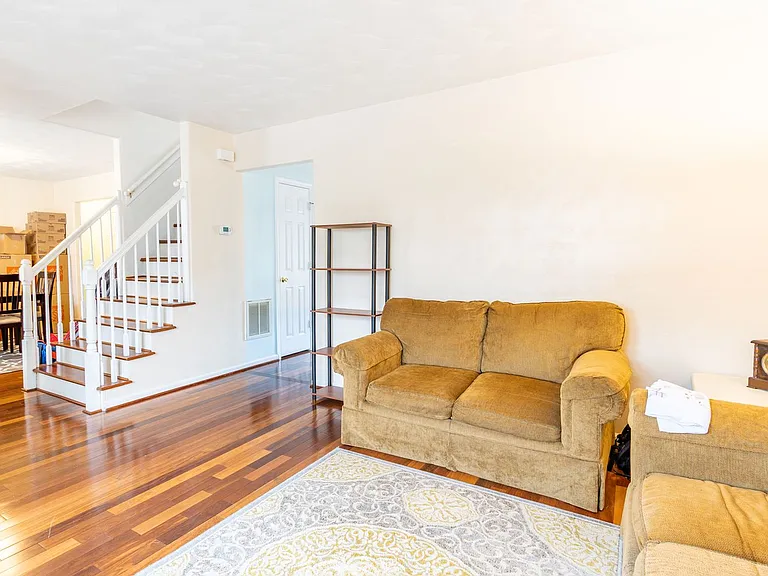 601 Lord Byron Ct — Photo 15