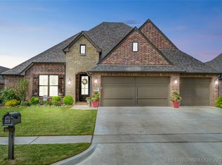 2910 E Olympia St, Broken Arrow, OK 74014