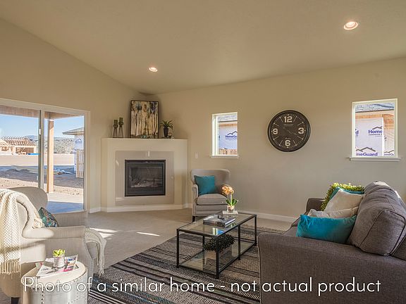 3rd image of 686 NE Piston Way