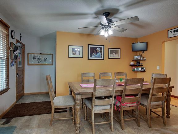 4th image of 1016 Gerard Ave