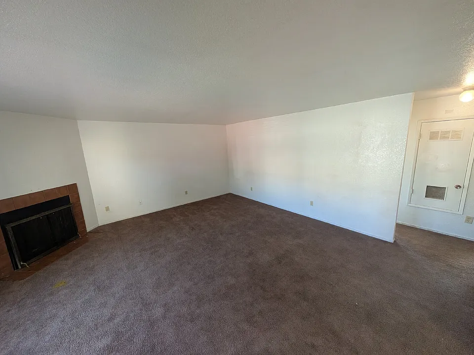 1409 Tomah Ave #B