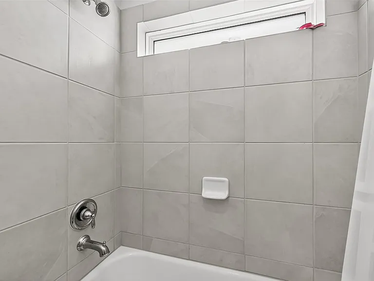 1601 Darwin Cedar Dr — Photo 33
