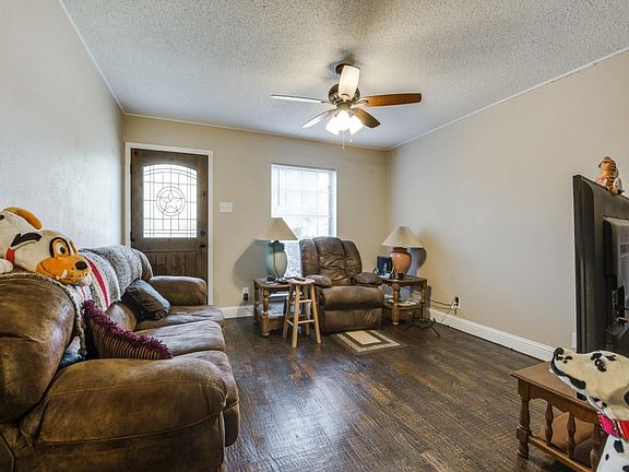 4th image of 3512 Birchwood Ln