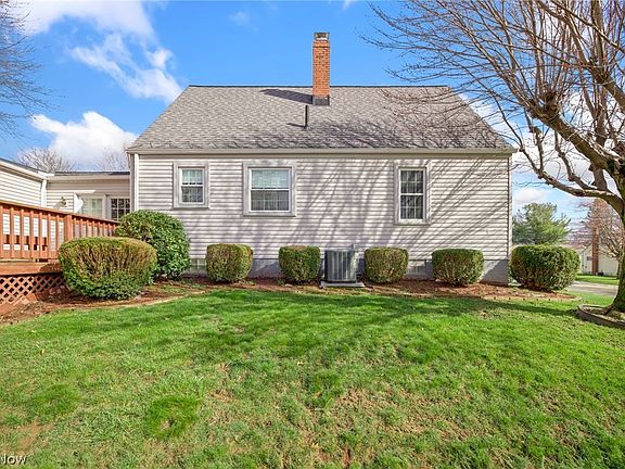 3rd image of 354 Dorset St