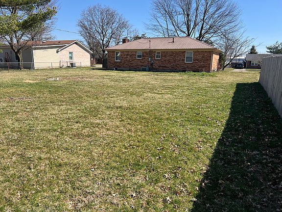 3rd image of 148 Oakmont Dr
