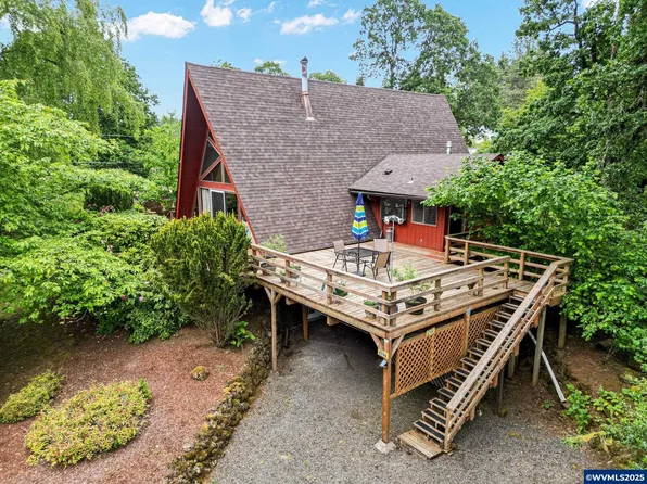 6700 Acorn Way SE, Turner, OR 97392