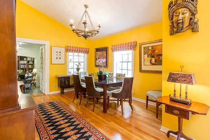 1310 Willow Rd — Photo 4