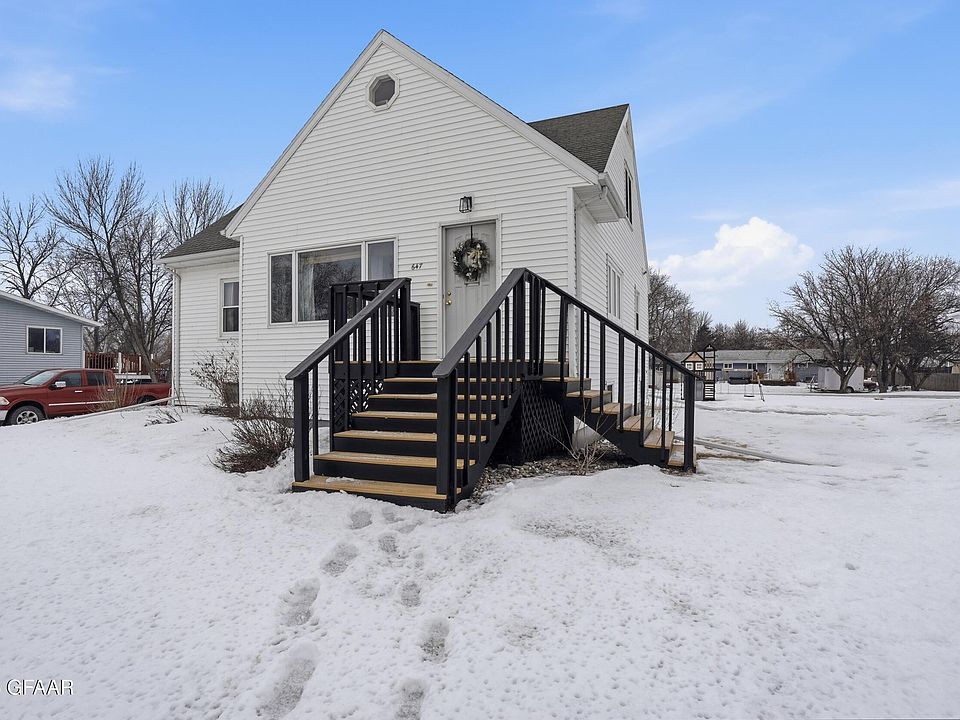 1st image of 647 Noben Ave