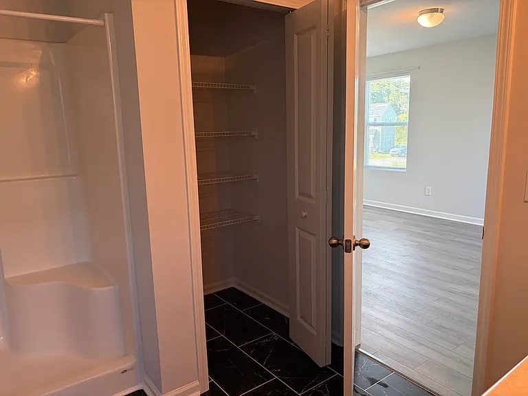 304 Range Cir — Photo 25