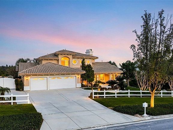 2nd image of 5655 High Meadow Pl