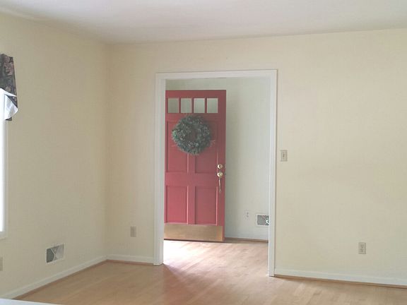 3rd image of 2938 Merino Dr