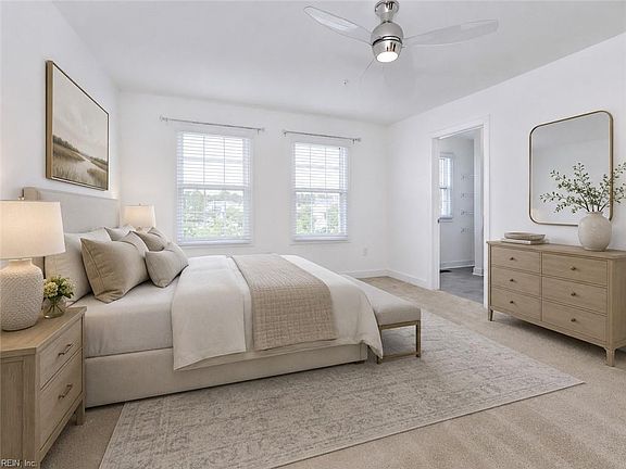 4th image of 4939 Settlers Market Blvd
