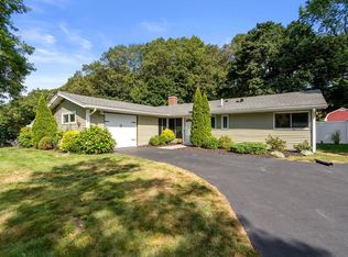 51 Griffin Rd, Framingham, MA 01701